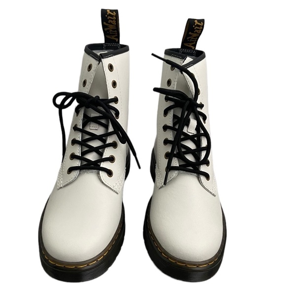 New Dr. Martens Zavala Combat Lace Up Boot White size 10 Platform chunky - Picture 7 of 11
